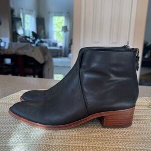 Soludos Black Leather Ankle Boots